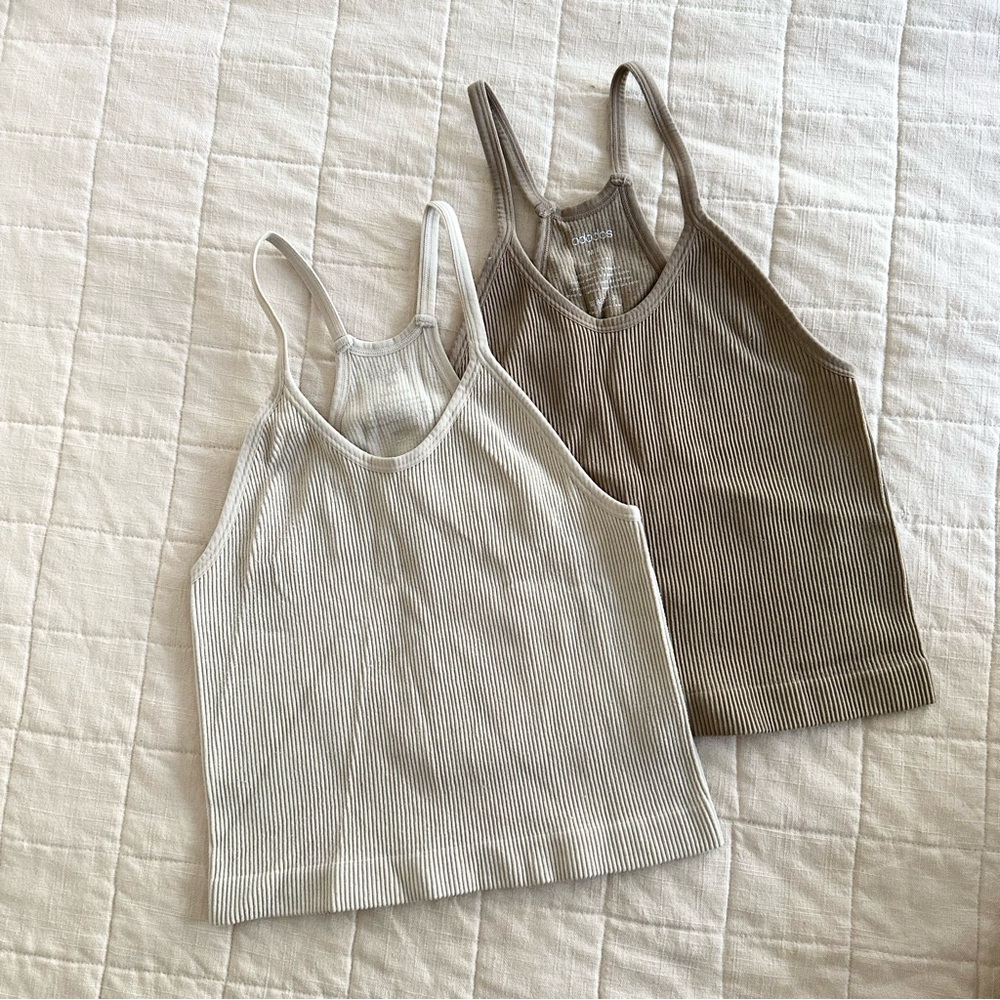 | taupe & beige crop top bundle • m/l |